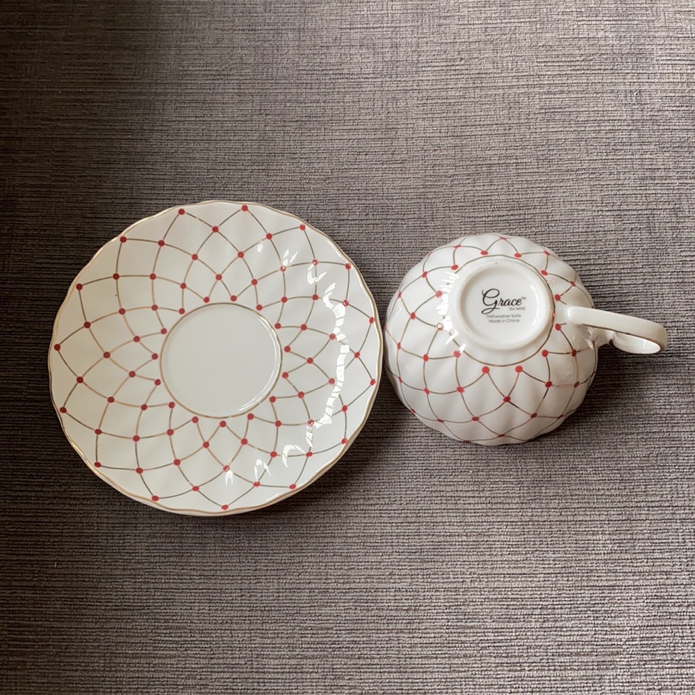 Grace Tea ware red polka dot/gold lines cup/saucer - Picture 4 of 8